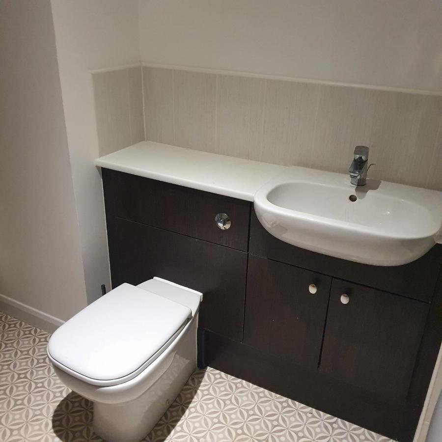 2-Bedroom Back Hilton Area Apartment - Ground Floor, Aberdeen City Center Exterior foto